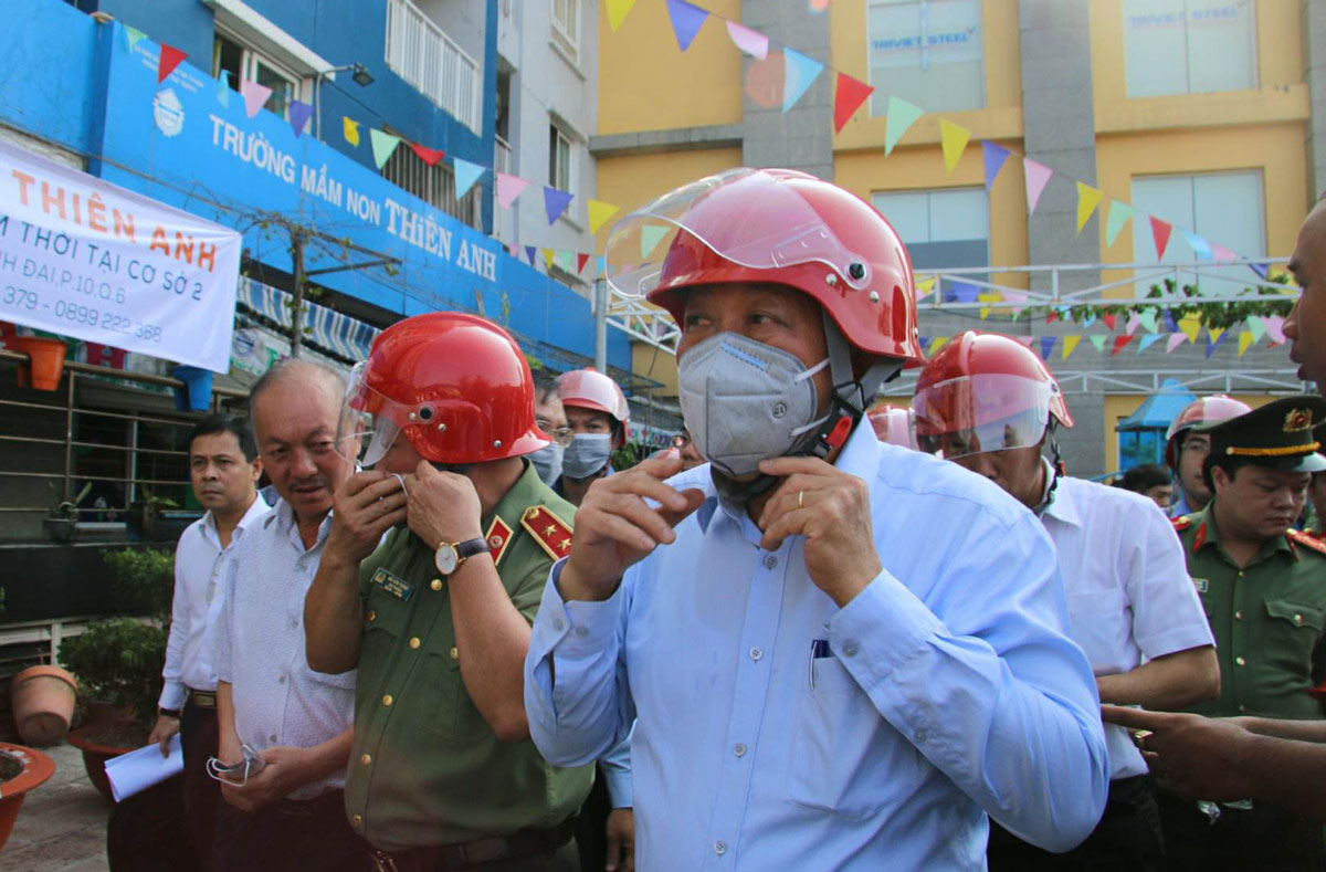 Phó Thủ tướng Trương Hòa Bình đối thoại với cư dân vụ cháy 13 người chết